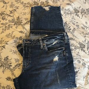 Silver Jeans capris size 33